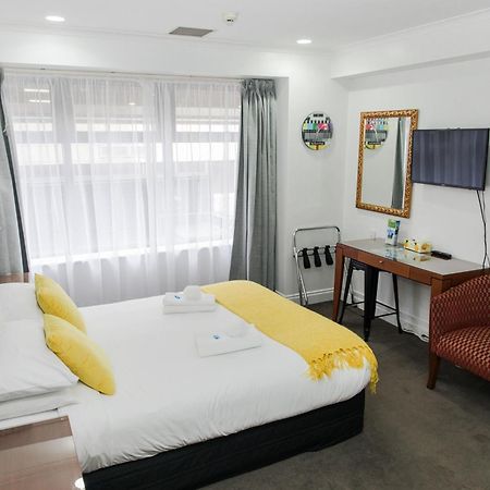 A City Stay Holiday On Queen Street Auckland Exterior photo
