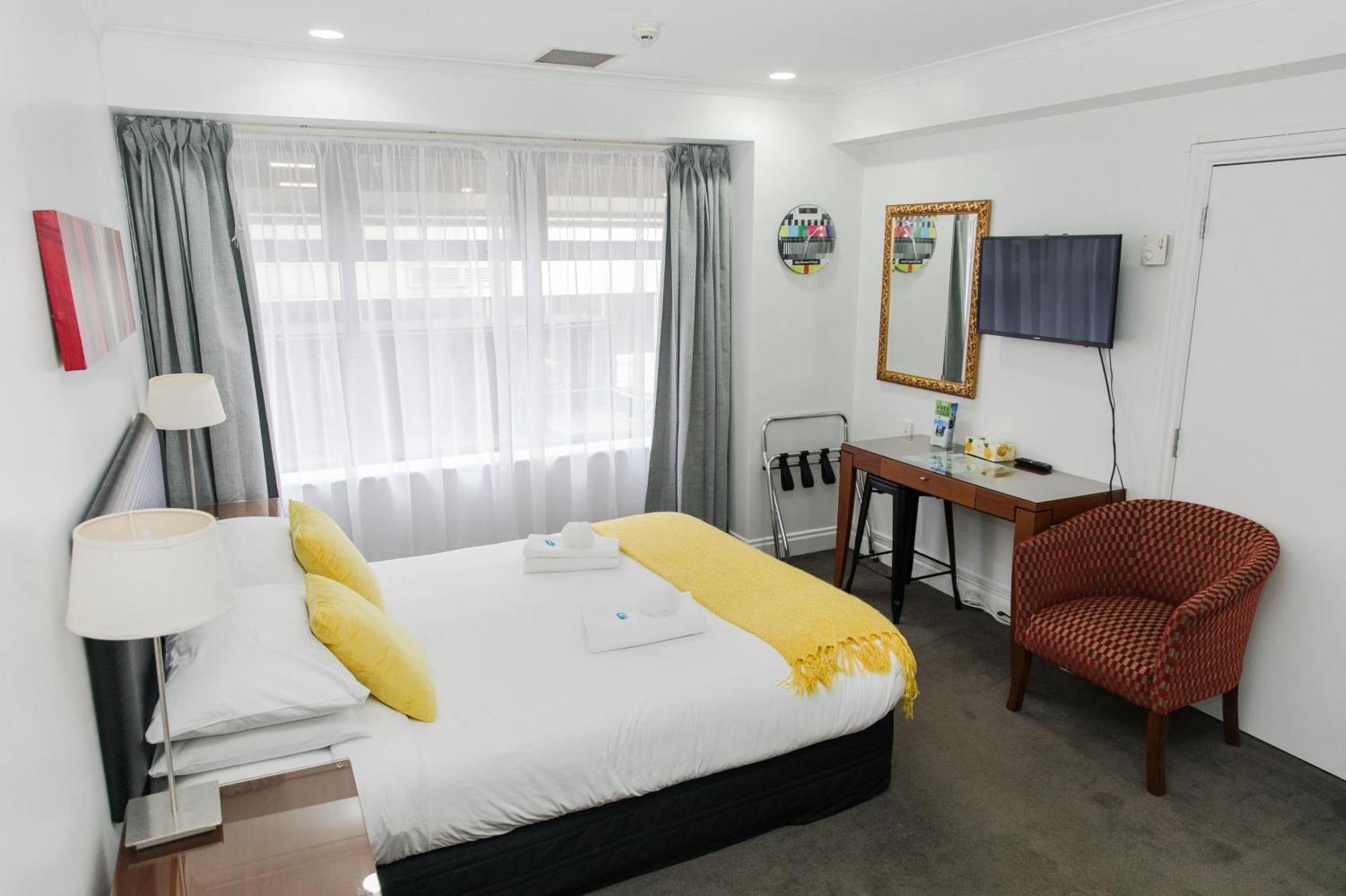 A City Stay Holiday On Queen Street Auckland Exterior photo