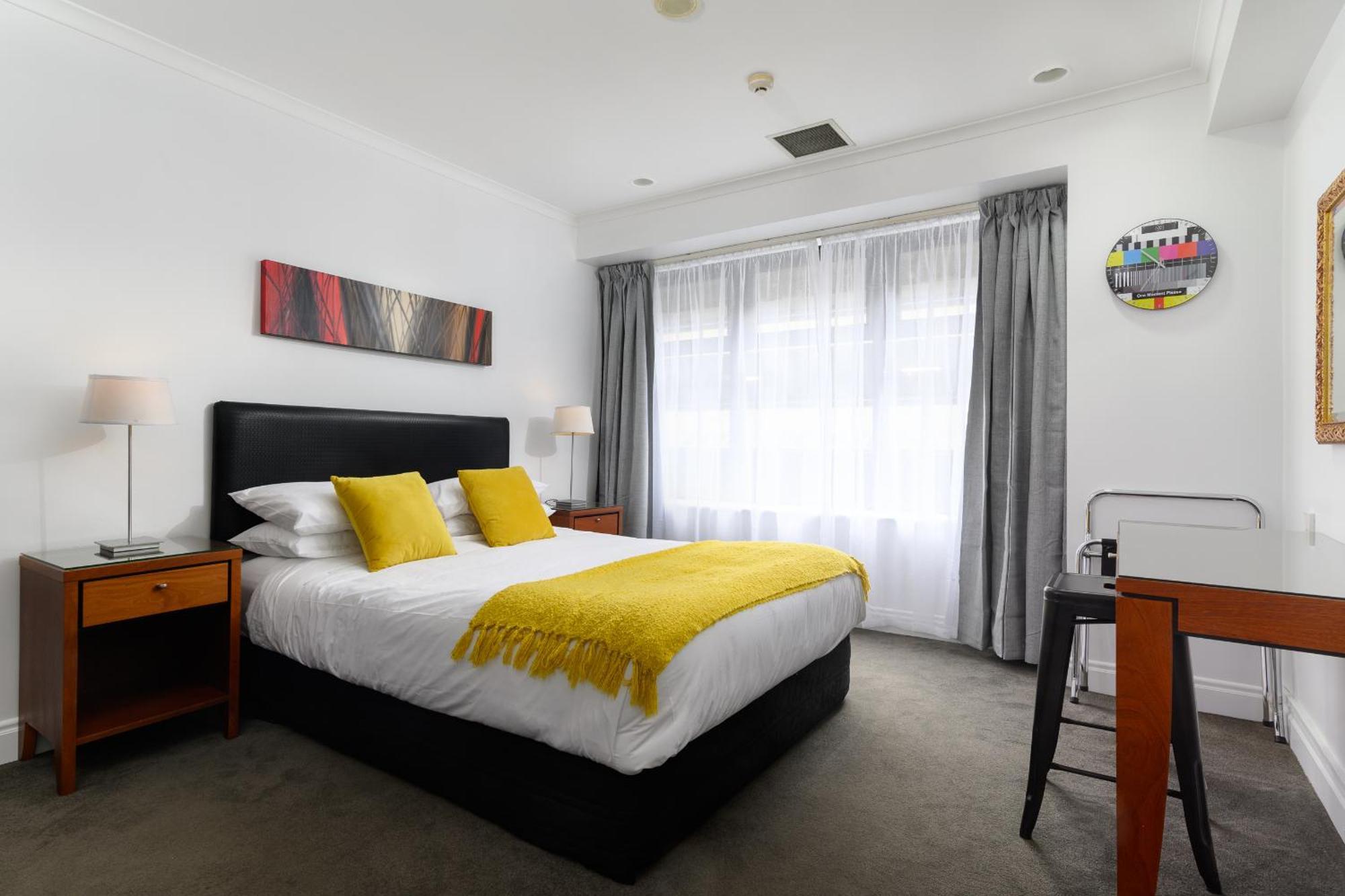 A City Stay Holiday On Queen Street Auckland Exterior photo