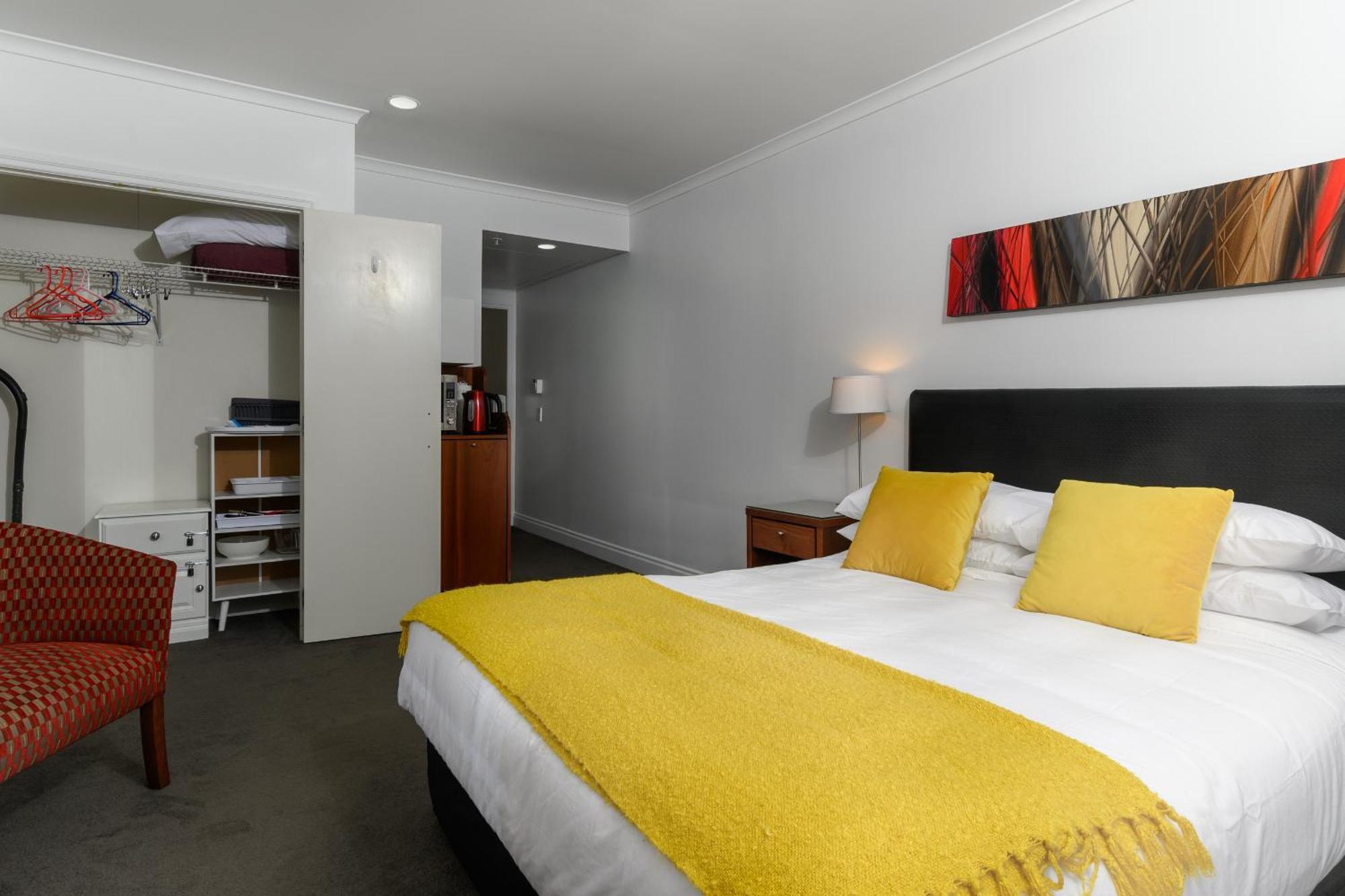 A City Stay Holiday On Queen Street Auckland Exterior photo